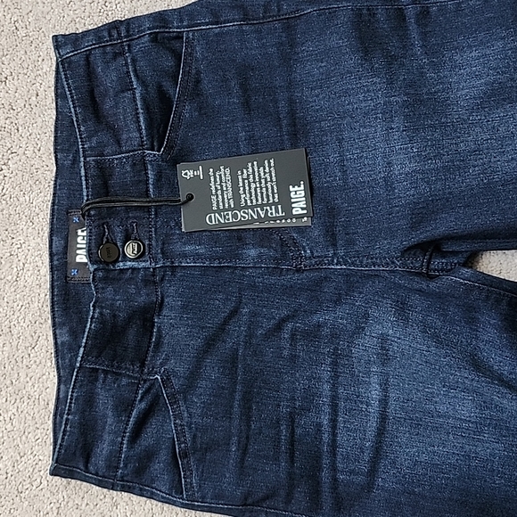 Paige High Rise Manhattan - Picture 6 of 6